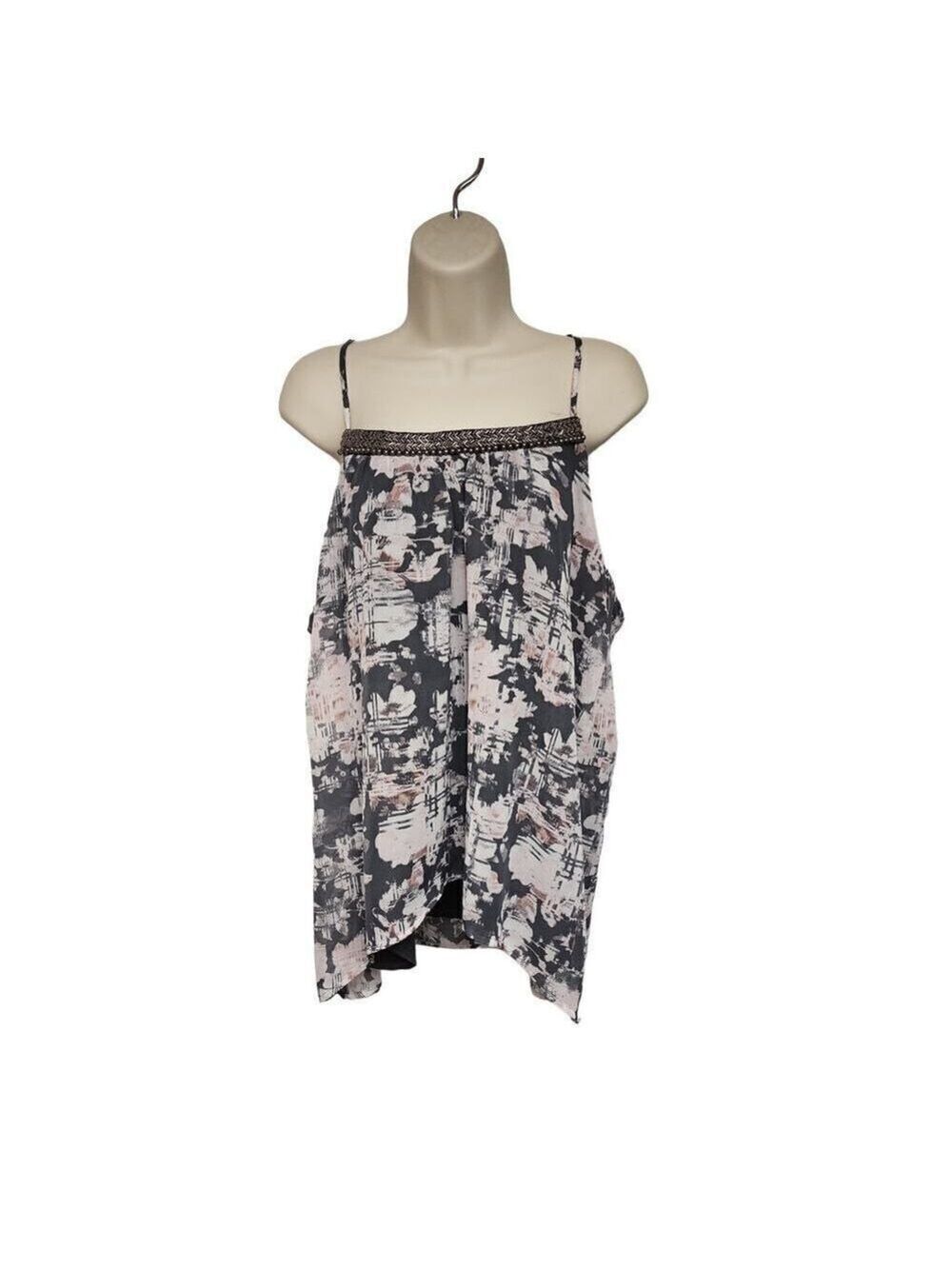 STUDIO Y -Women's Plus XXL Boho Sequin Accent Racer Back Color Gray/Pink Top